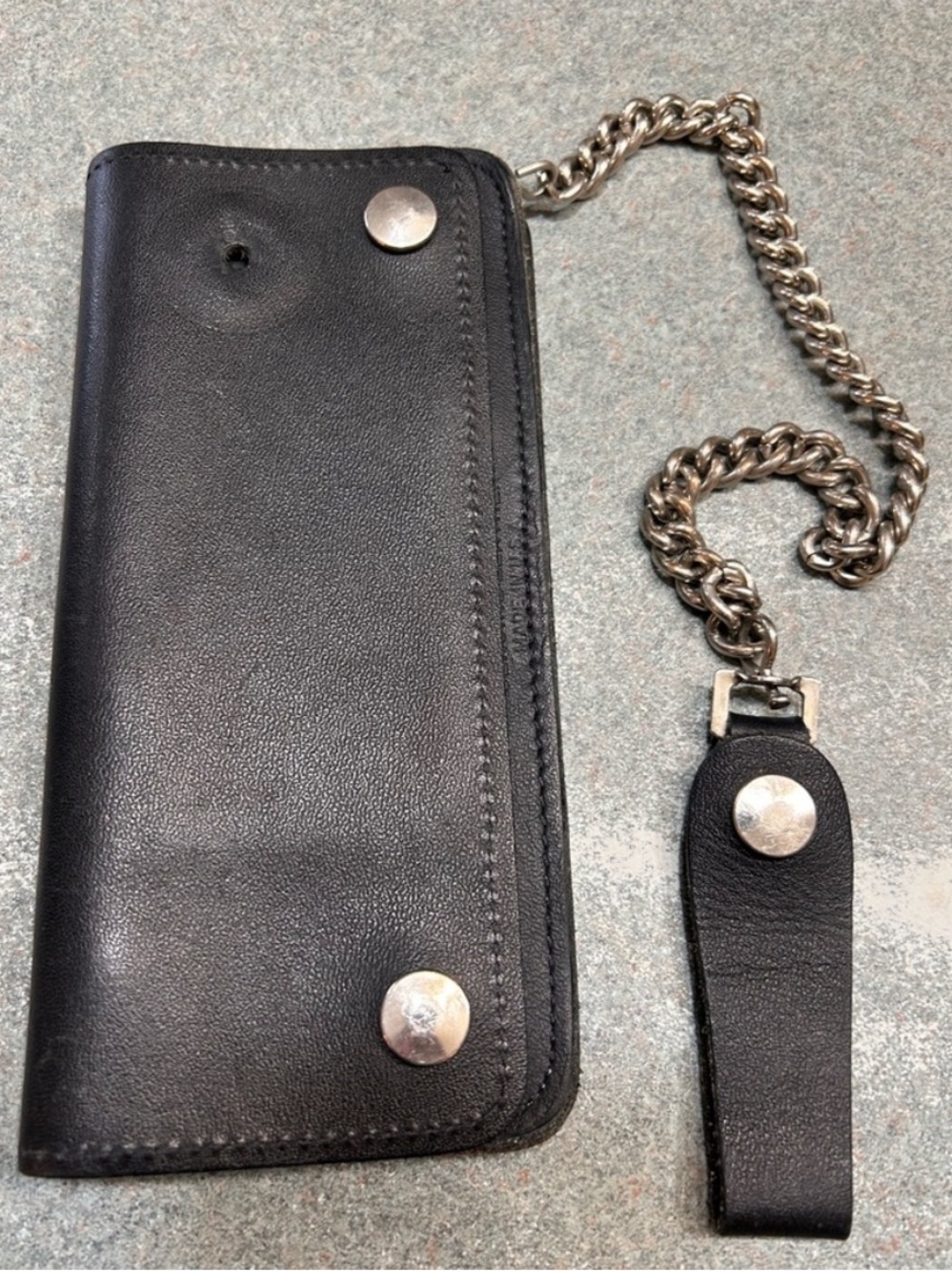 Black Leather Wallet w/Silver Chain 🇺🇸